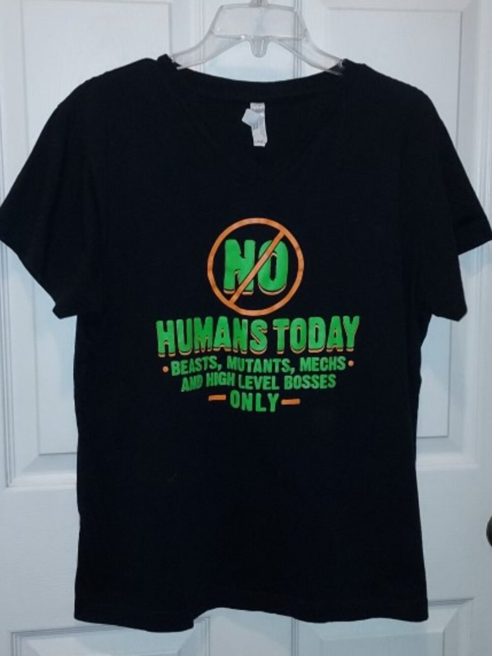 NO HUMANS TODAY BEASTS MUTANTS MECHS BOSSES SHIRT Off World Designs Ladies XL